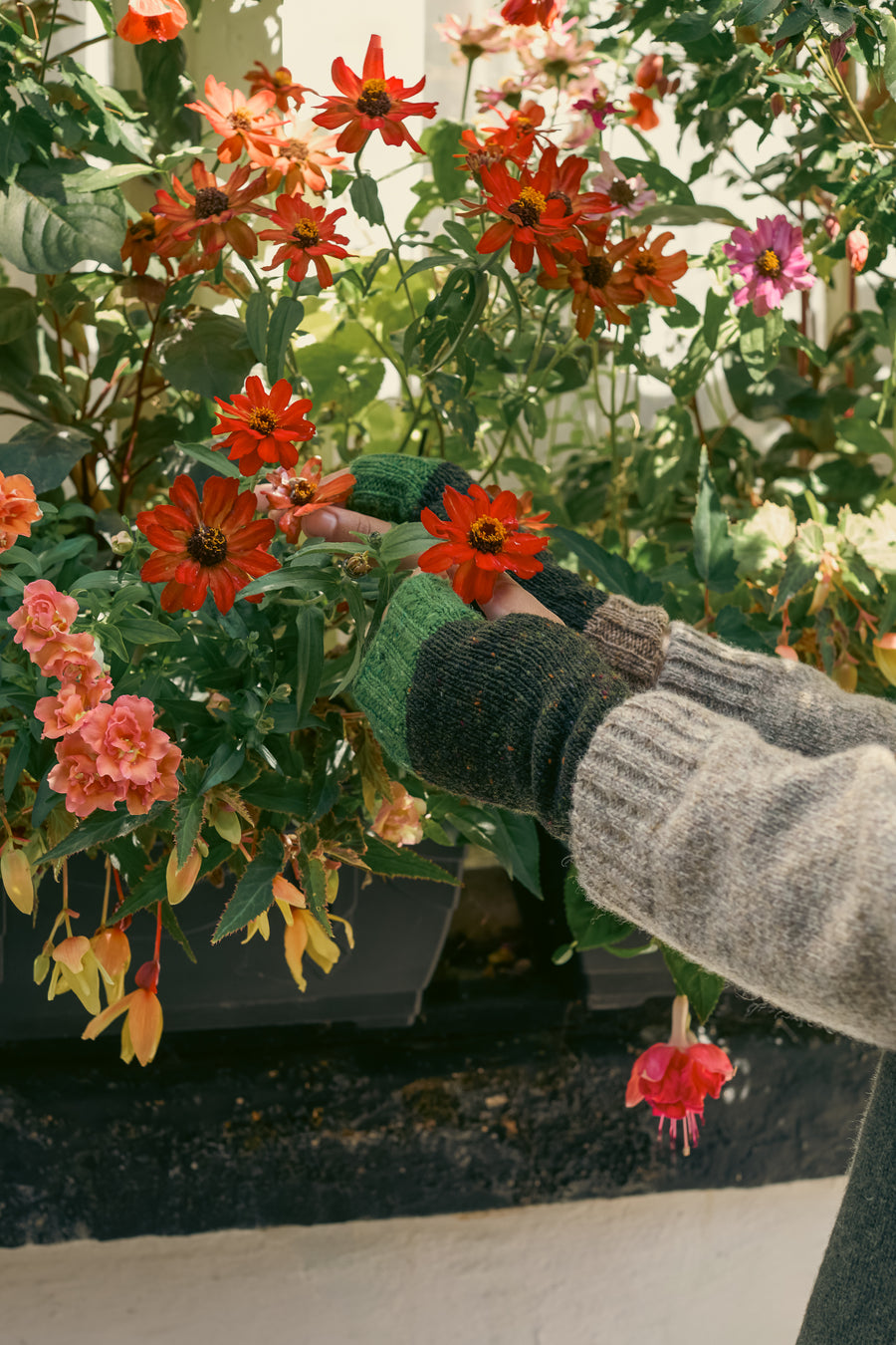 Donegal Wool Wrist Warmers | Dark Speckle Green 