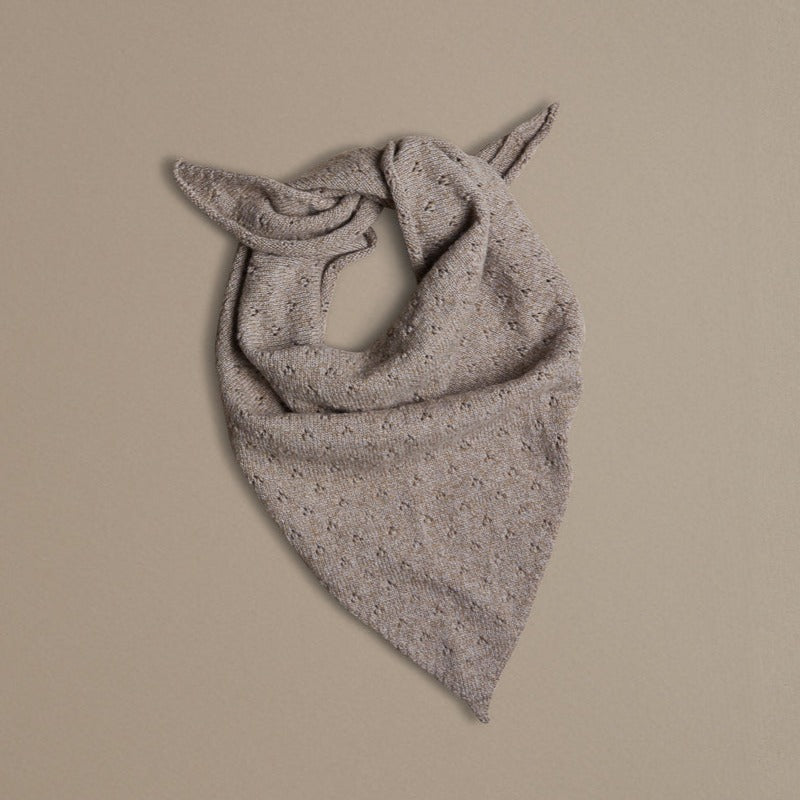 Lambswool triangle neck scarf in grey